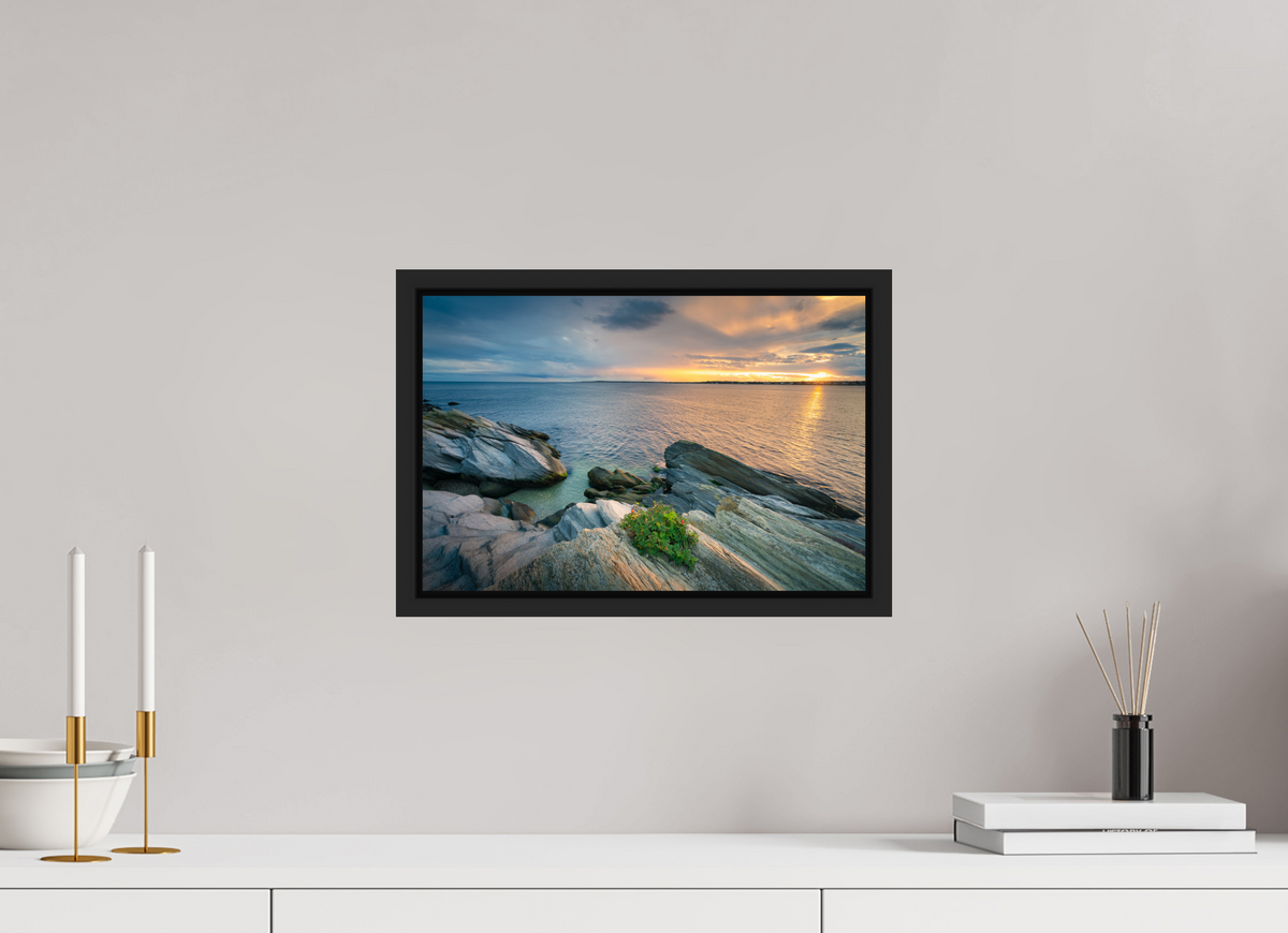 15 x 10″, Premium Photo Print under Acrylic Glass with Black Wood Floater Frame Beavertail Sun Rays