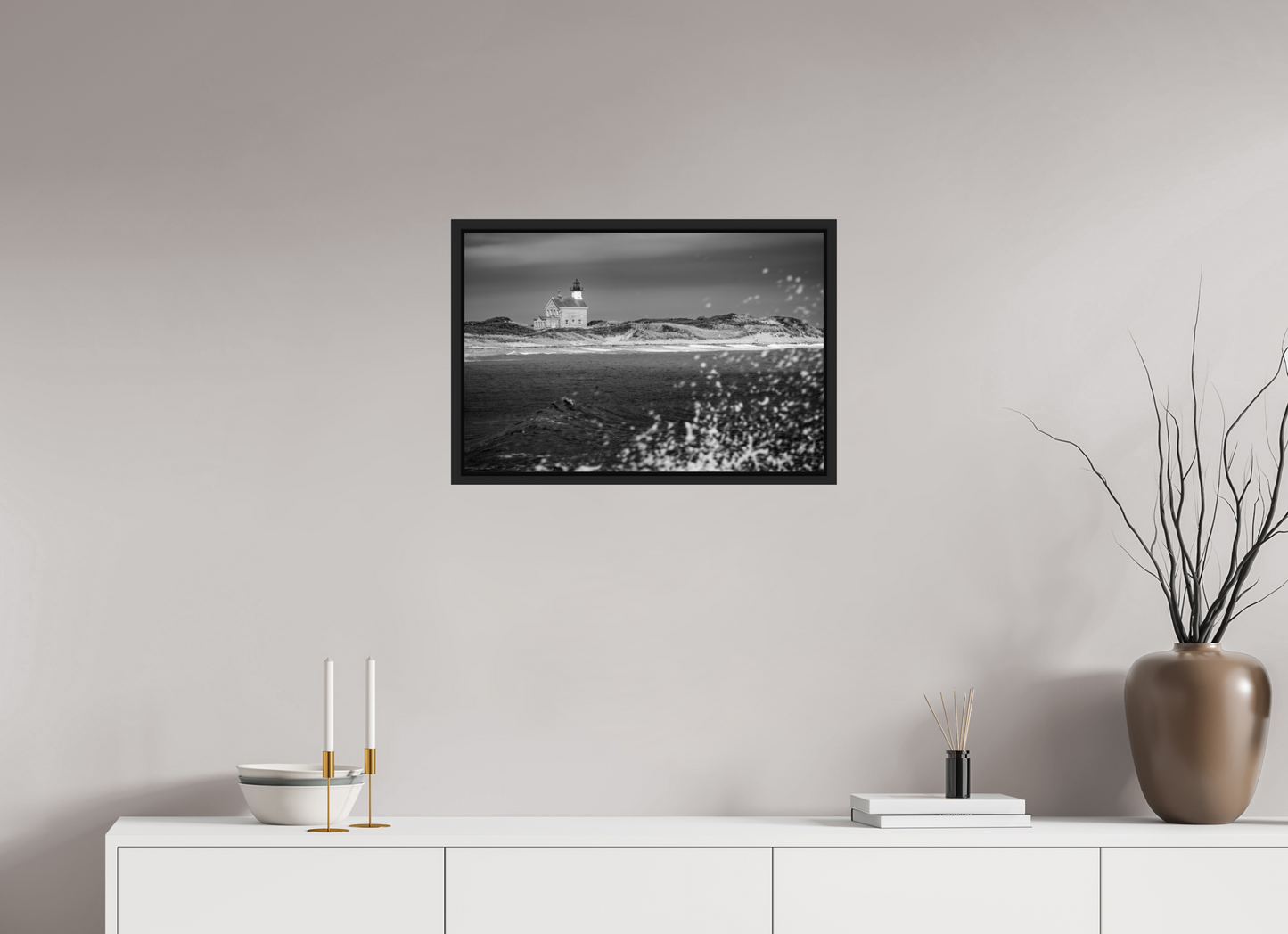 24 x 16″, Photo Print under Acrylic Glass with Black Wood Floater Frame North Lighthouse