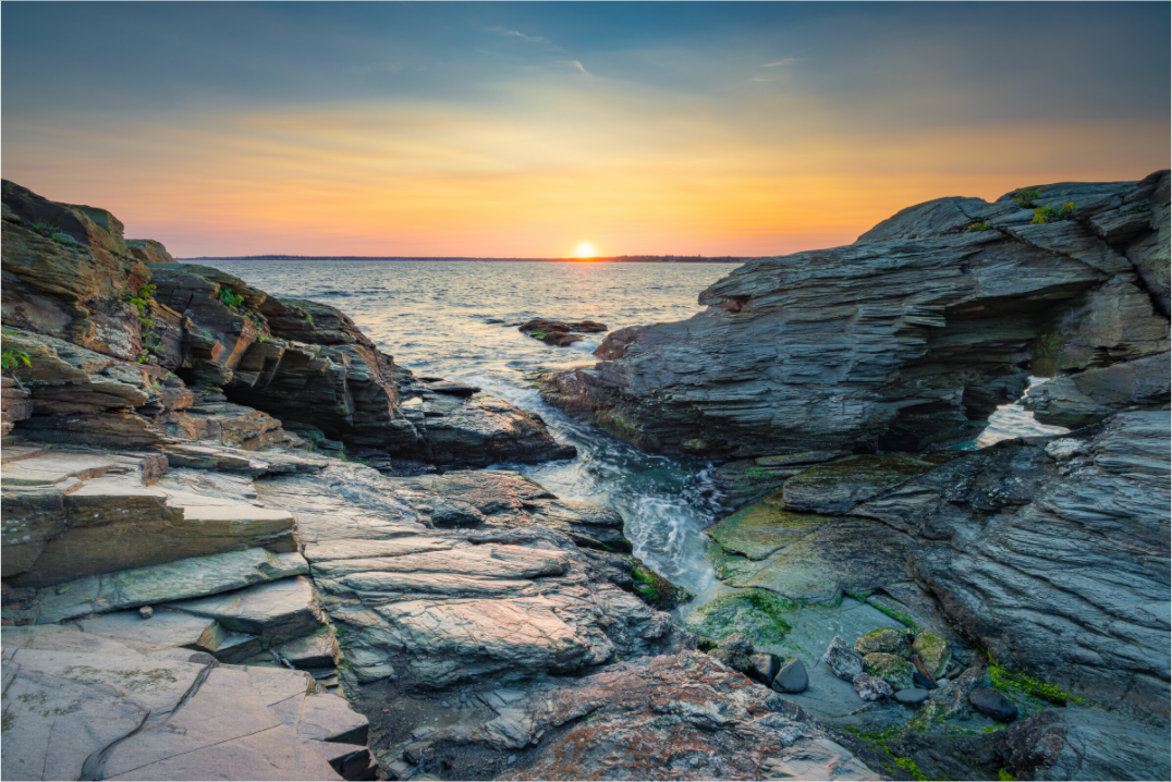 Main image Sun on the Horizon