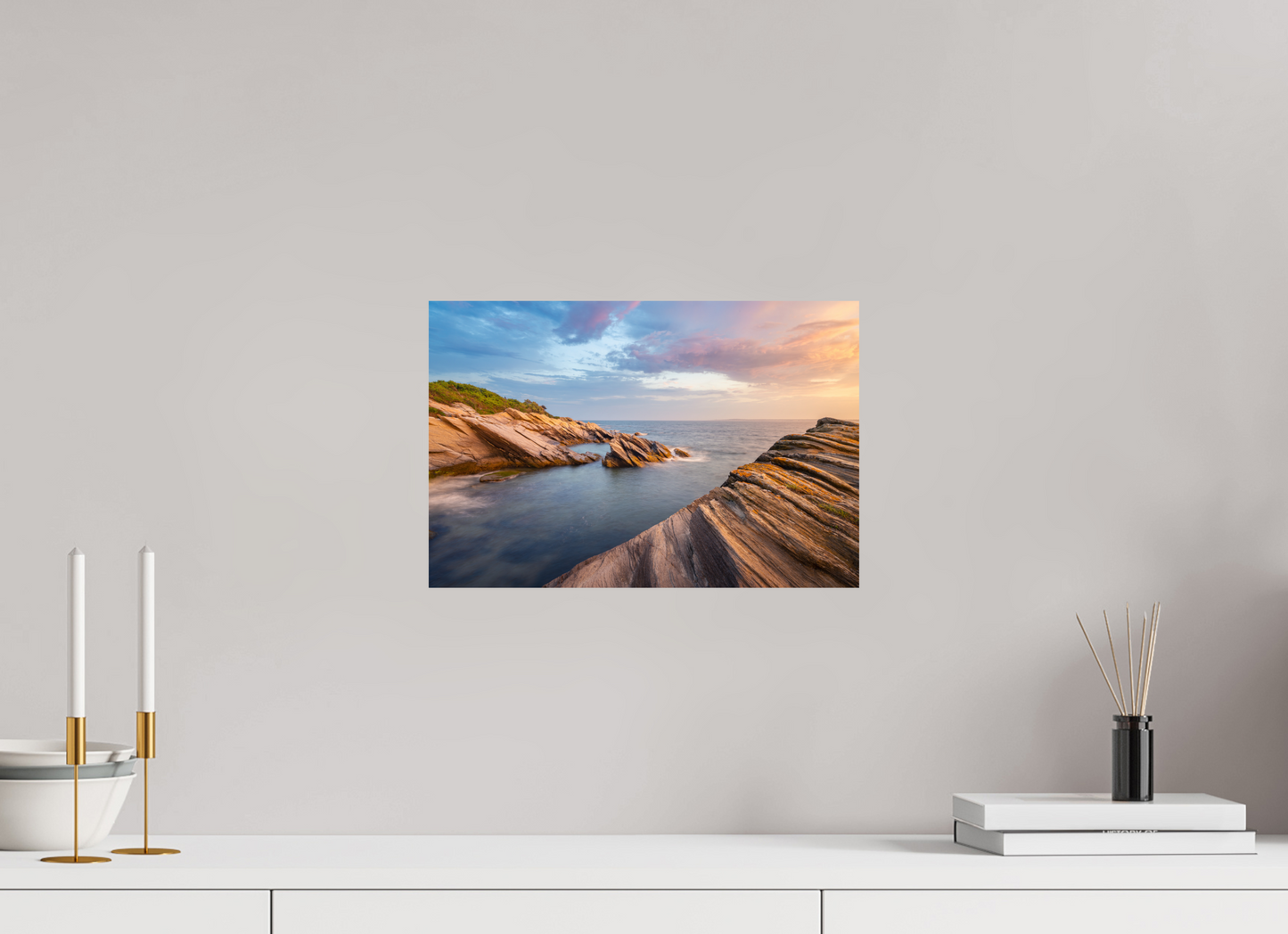 15 x 10″, Premium Metallic Effect Photo Print on Fuji Crystal Pearl Paper Favorite Spot at Beavertail