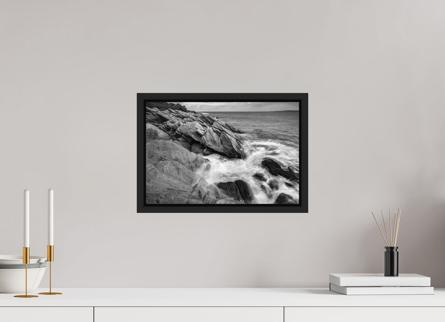 15 x 10″, Photo Print under Acrylic Glass with Black Wood Floater Frame Beavertail Cliffs
